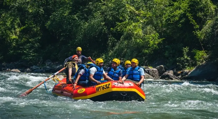 Best Adventure Activities in Himachal Pradesh - White Water Rafting in Kullu Valley