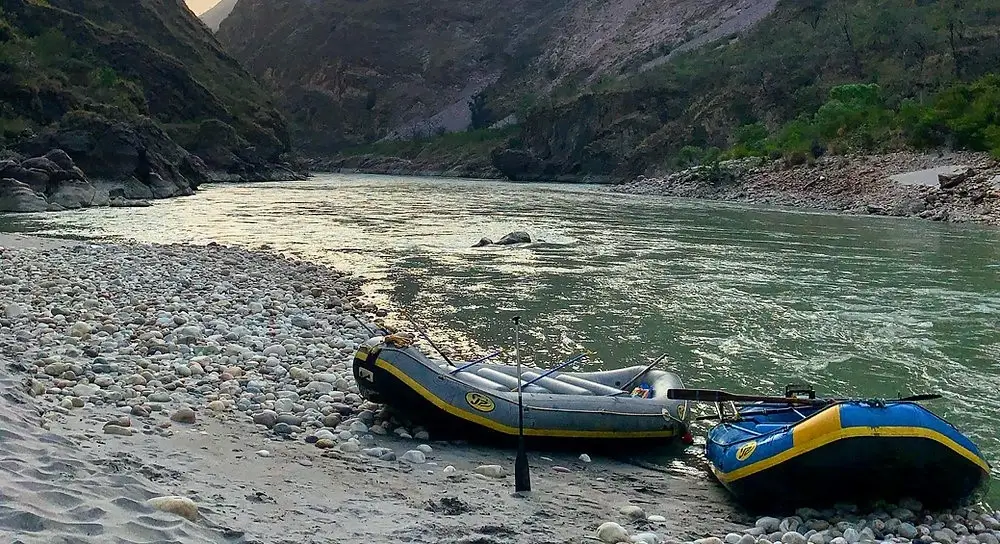 White Water Rafting in Tattapani Shimla